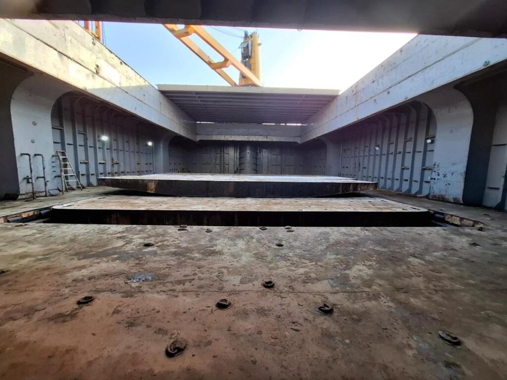 Vessel Chartering & Broking - Dry Bulk - Tanker - RORO - LPG - Bitumen